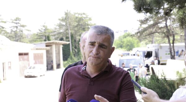 11.6.2025., Sinj - Drzavni inspektorat privremeno je zatvorio odlagaliste otpada Mojanka zbog nepostojanja vazece dozvole za gospodarenjem otpadom. gradonacelnik Sinja Miro Bulj Photo: Sasa Tadinac/PIXSELL