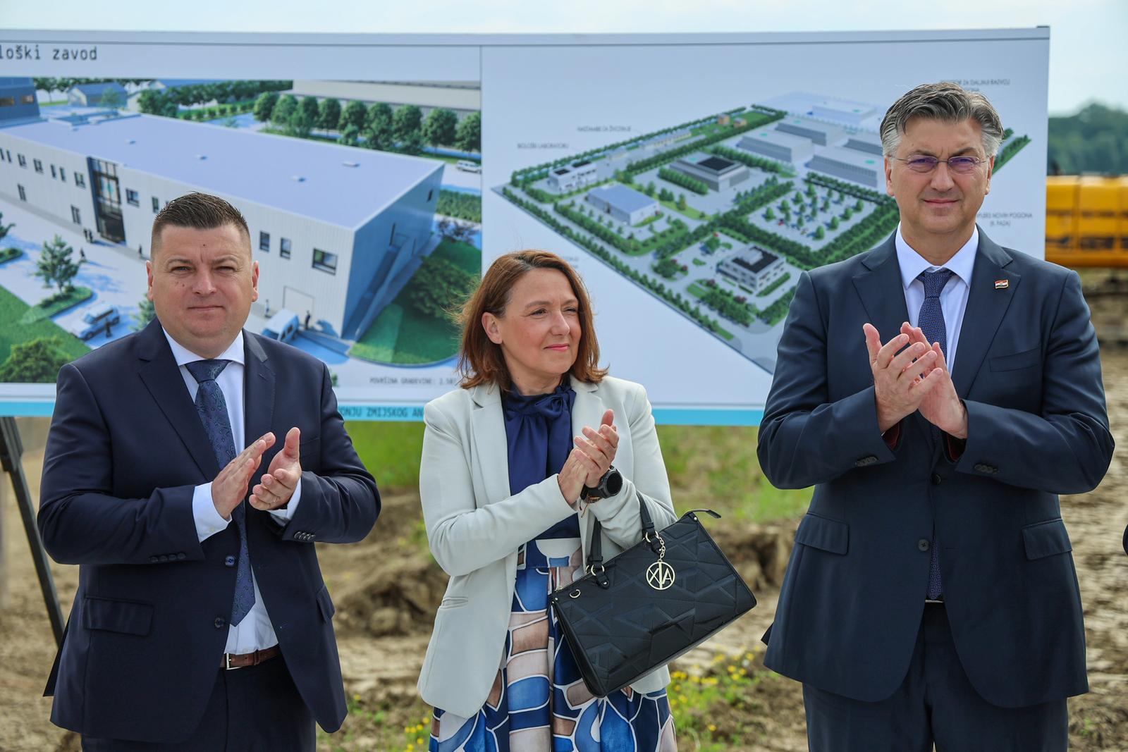 12.05.2025., Zagreb - Rugvica. Predsjednik Vlade Andrej Plenkovic, ministrica zdravstva Irena Hrstic te ostali suradnici sudjelovali su na svecanosti otvaranja gradilista za izgradnju postrojenja Imunoloskog zavoda. Photo: Sanjin Strukic/PIXSELL