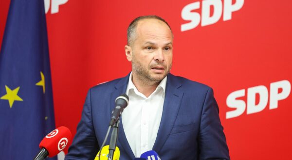 14.06.2025., Sredisnjica SDP-a, Iblerov trg 9, Zagreb - 4. Sjednica Glavnog odbora SDP-a. Uvodni govor predsjednika SDP-a Sinise Hajdasa Doncica. Photo: Goran Stanzl/PIXSELL