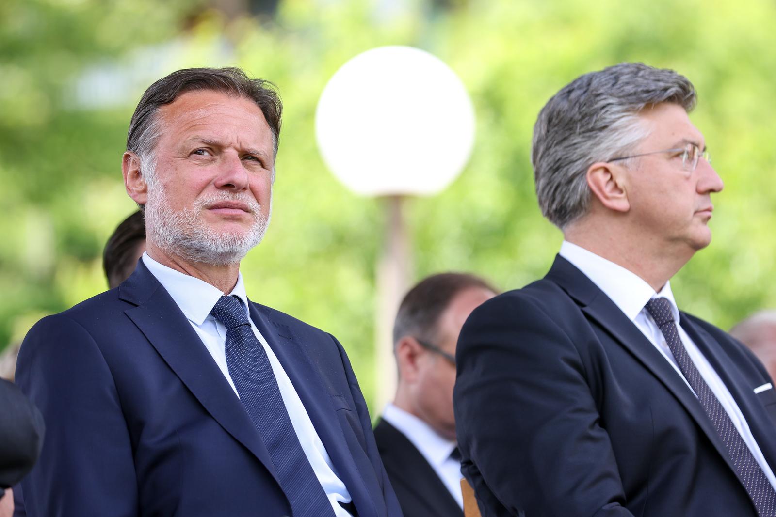 17.05.2025., Macelj - Predsjednik Vlade Andrej Plenkovic sudjelovao je na svetoj misi u Crkvi Muke Isusove u Macelju koju je predvodio nadbiskup splitsko-dalmatinski mons. Zdenko Krizic. predsjednik Hrvatskog sabora Gordan Jandrokovic i predsjednik Vlade RH Andrej Plenkovic. Photo: Igor Kralj/PIXSELL