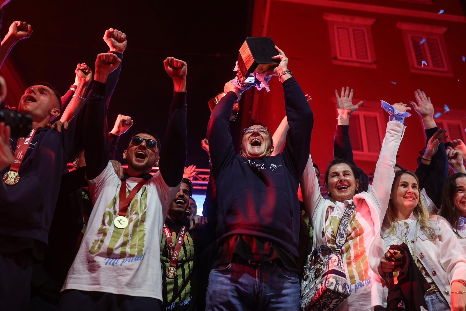 25.05.2025., Rijeka - HNK Rijeka postala je prvak Hrvatske te su igraci stigli na Korzo kako bi proslavili naslov s navijacima. Damir Miskovic Photo: Nel Pavletic/PIXSELL
