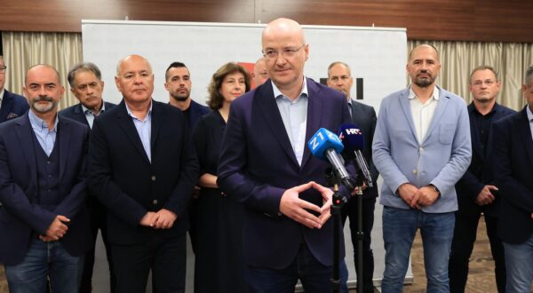26.05.2025., Hotel Aristos, Zagreb - Konferencija za medije povodom sastanka stranackih tijela Stranke Domino s izabranim opcinskim, gradskim i zupanijskim vijecnicima na lokalnim izborima 2025. Photo: Marko Prpic/PIXSELL