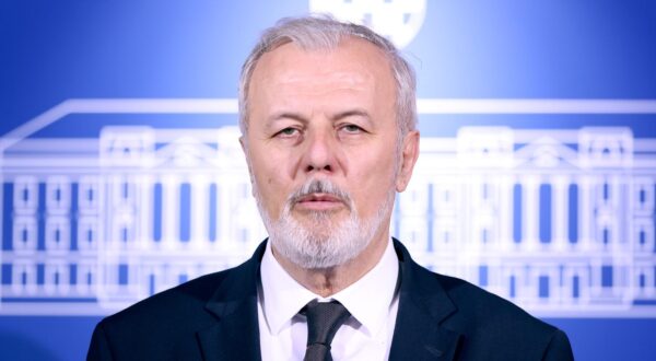 27.03.2025., Zagreb - Na konferenciji za medije odrzanoj u Saboru o temi: "Paket mjera i aktualna politicka situacija" govorili su  Ante Sanader, Nikola Mazar i Petar Simic. Photo: Patrik Macek/PIXSELL