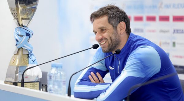 28.5.2025. Rijeka - Konferencija za medije Hnk Rijeke uoci utakmice  sa Slavenom Belupom u finalu SuperSport Hrvatskog nogometnog kupa. Trener Radomir Dalovic Photo: Nel Pavletic/PIXSELL