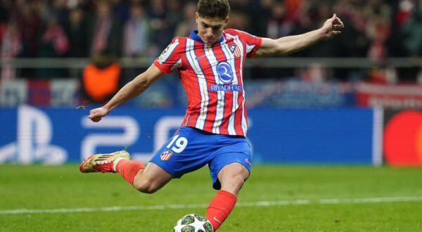 Atletico de Madrid's Julian Alvarez shots penalty during Champions League 2024/2025 Round of 16 2nd leg match. March 12,2025. (ALTERPHOTOS/Acero) Photo: Alterphotos / PsnewZ / Bestimage/BESTIMAGE
