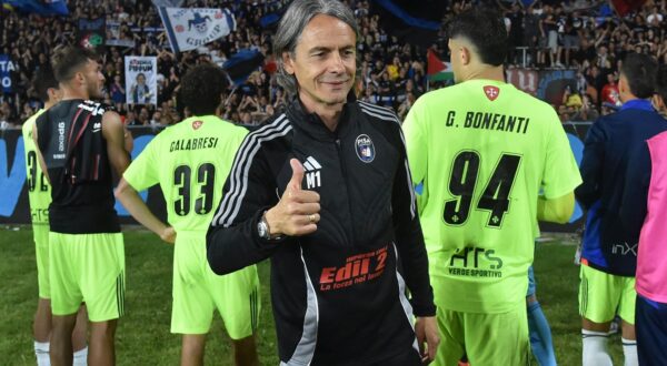 Head coach of Pisa Filippo Inzaghi  during  Pisa SC vs US Cremonese, Italian soccer Serie B match in Pisa, Italy, May 13 2025 Photo: Gabriele Masotti/IPA Sport / ipa-agency.net/IPA