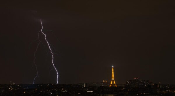 Lightning struck the Eiffel Tower during a thunderstorm across France, on June 13, 2025. Twenty-nine departments from the northwest to the Paris region, as well as those in the southwest of France, were placed on orange alert for thunderstorms this Friday, June 13. Photo by Mario Fourmy/ABACAPRESS.COM Photo: Fourmy Mario/ABACA/ABACA