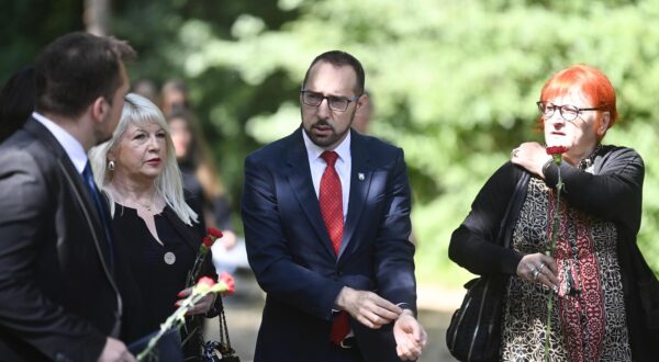 22.06.2025., Sisak - Obiljezavanje dana antifasisticke borbe u spomen parku Brezovica kraj Siska u povodu 84. obljetnice osnivanja prvog sisackog partizanskog odreda i prve antifasisticke borbene jedinice u ovom djelu Europe. Photo: Igor Soban/PIXSELL