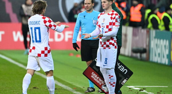 RECORD DATE NOT STATED  Riga, Latvija , 181123. Stadion Sconto. Riga, Latvia, 181123. Sconto Stadium. Football match of the 7th round of qualifying group D for Euro 2024, Latvia - Croatia. In the photo: Luka Modric i Martin Baturina. Photo: Ante Cizmic/ CROPIX Split CROATIA Copyright: xxAntexCizmicx 0365803476st