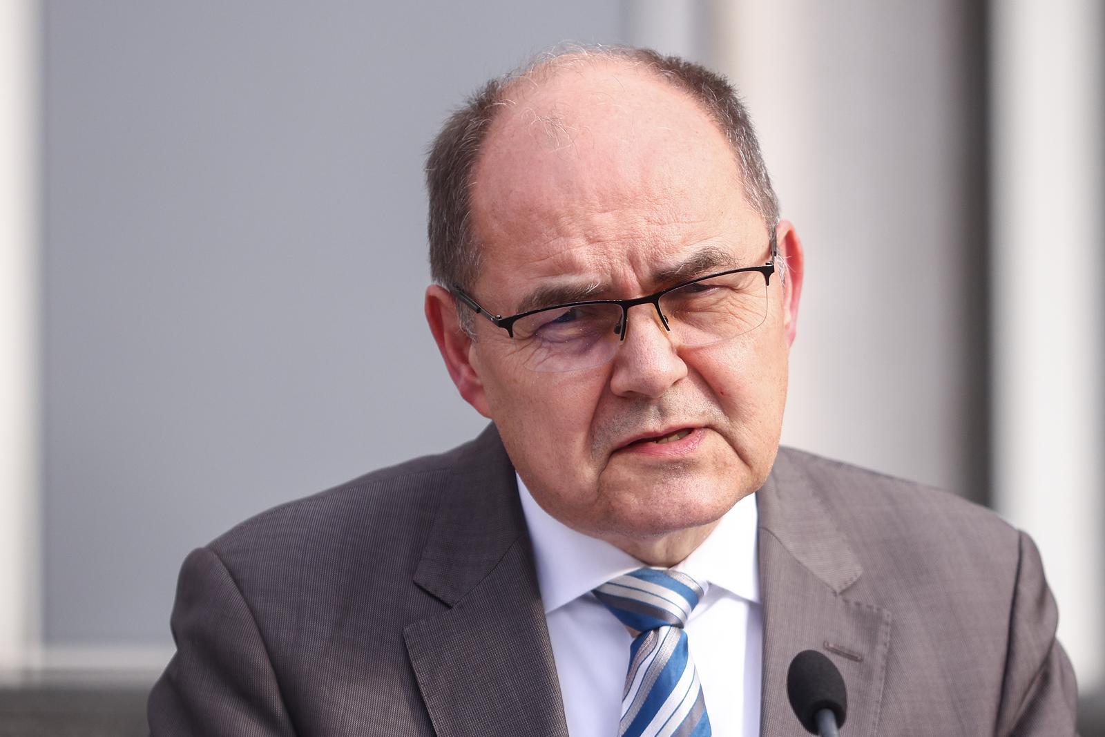 25.02.2025., Sarajevo, Bosna i Hercegovina - Visoki predstavnik u BiH Christian Schmidt odrzao je izvanrednu konferenciju za medije uoci presude Miloradu Dodiku. Photo: Armin Durgut/PIXSELL