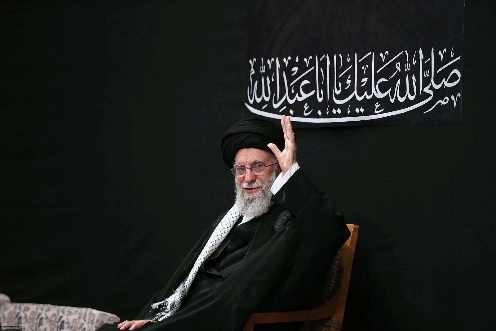 Iranian Supreme Leader Ayatollah ALI KHAMENEI attends a mourning ceremony commemorating the death anniversary of the Prophet Muhammad s grandson Iranian Supreme Leader Ayatollah ALI KHAMENEI attends a mourning ceremony commemorating the death anniversary of the Prophet Muhammad s grandson, Hussein, in Tehran. Iran s supreme leader on July 5 made his first public appearance since the outbreak of his country s recent 12-day war with Israel, state media reported, greeting worshippers and being cheered at a mosque in a video broadcast by state television, on July 5, 2025. Photo by Iran s Supreme Leader/APAimages Tehran Tehran Iran, Islamic Republic of 050725_Iran_IKPO_001 Copyright: xapaimagesxIran sxSupremexLeader/APAimagesx Photo: IMAGO/Iran's Supreme Leader/APAimages/IMAGOSTOCK&PEOPLE