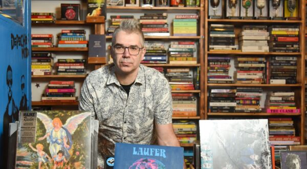 05.04.2025., Zagreb - Ivan Palijan, autor knjige Album na dan. 

Photo sasa ZinajaNFoto