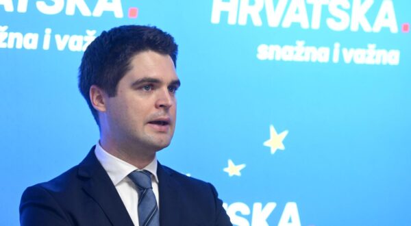 31.05.2024., Zagreb - Konferencija za medije kandidata na europskim izborima s liste HDZ-a Karla Resslera i Marka Pavica na temu Nove tehnologije.  Photo: Marko Lukunic/PIXSELL