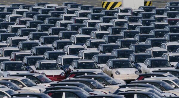 Aufnahme von Fahrzeugen der Marke Ora, Great Wall Motors, in Bremerhaven, 08.05.2023. Bremerhaven Deutschland *** Acceptance of vehicles of the Ora brand, Great Wall Motors, in Bremerhaven, 08 05 2023 Bremerhaven Germany Copyright: xSebastianxRaux Photo: Sebastian Rau/IMAGOSTOCK&PEOPLE
