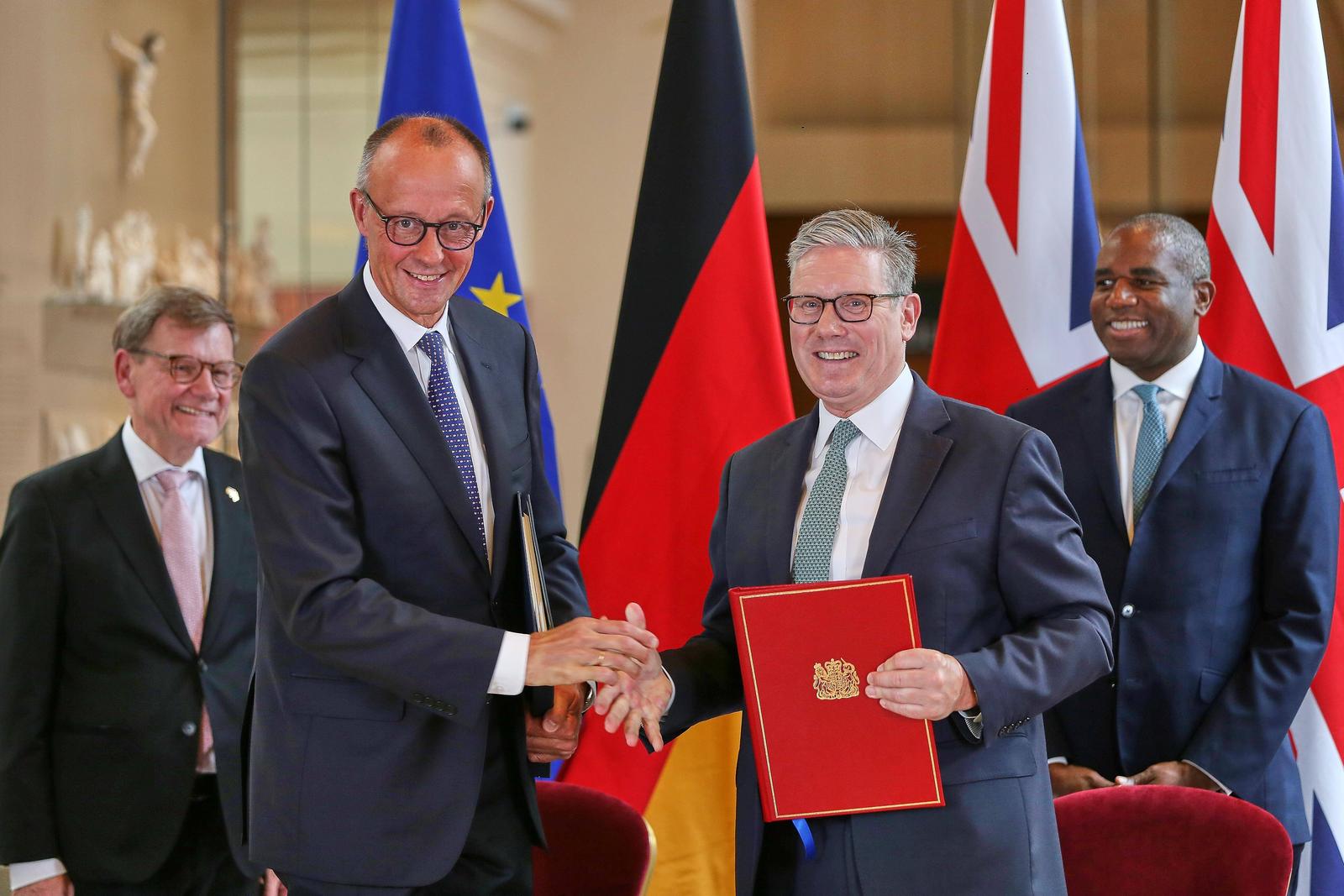 Friedrich Merz i Keir Starmer 
