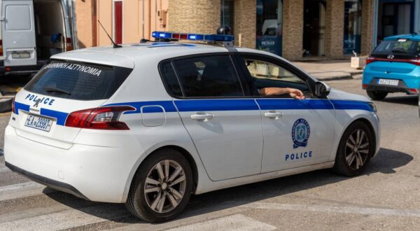Argostoli, Greece - 19 September 2023: A police car in Greece. Greek police vehicle on the road *** Ein Auto der Polizei in Griechenland. Griechisches Polizei Fahrzeug auf der Straße Photo: IMAGO/Michael Bihlmayer/IMAGOSTOCK&PEOPLE