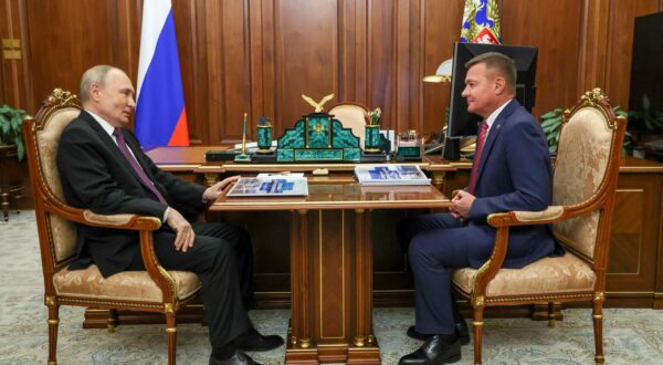RUSSIA, MOSCOW - JANUARY 30, 2025: Russia's President Vladimir Putin (L) and Russia's Transport Minister Roman Starovoit hold a meeting at the Moscow Kremlin. Gavriil Grigorov/Russian Presidential Press and Information Office/TASS/Sipa USA Photo: Tass/SIPA USA