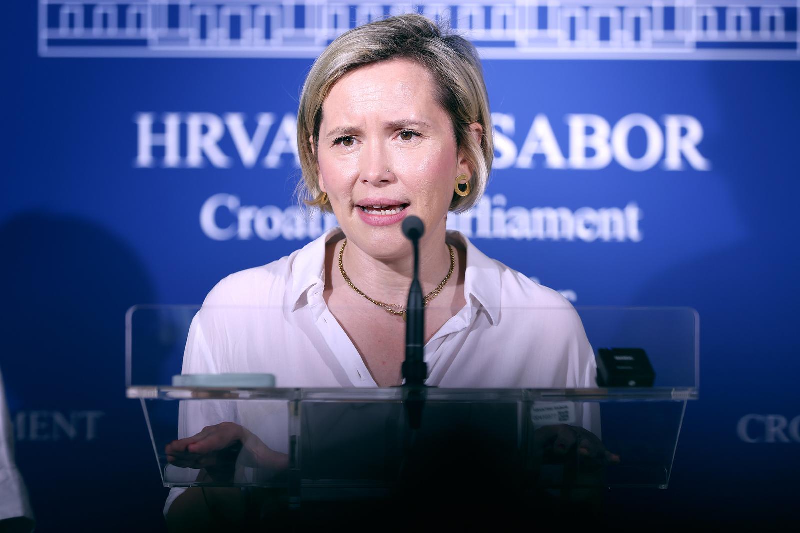 01.07.2025., Zagreb - Na konferenciji za medije odrzanoj u Saboru o temi „Konacni prijedlog zakona o izmjenama i dopuni Zakona o obveznom zdravstvenom osiguranju te Prijedlog zakona o izmjenama i dopunama zakona o zdravstvenoj zastiti“ govorila je Ivana Kekin. Photo: Patrik Macek/PIXSELL