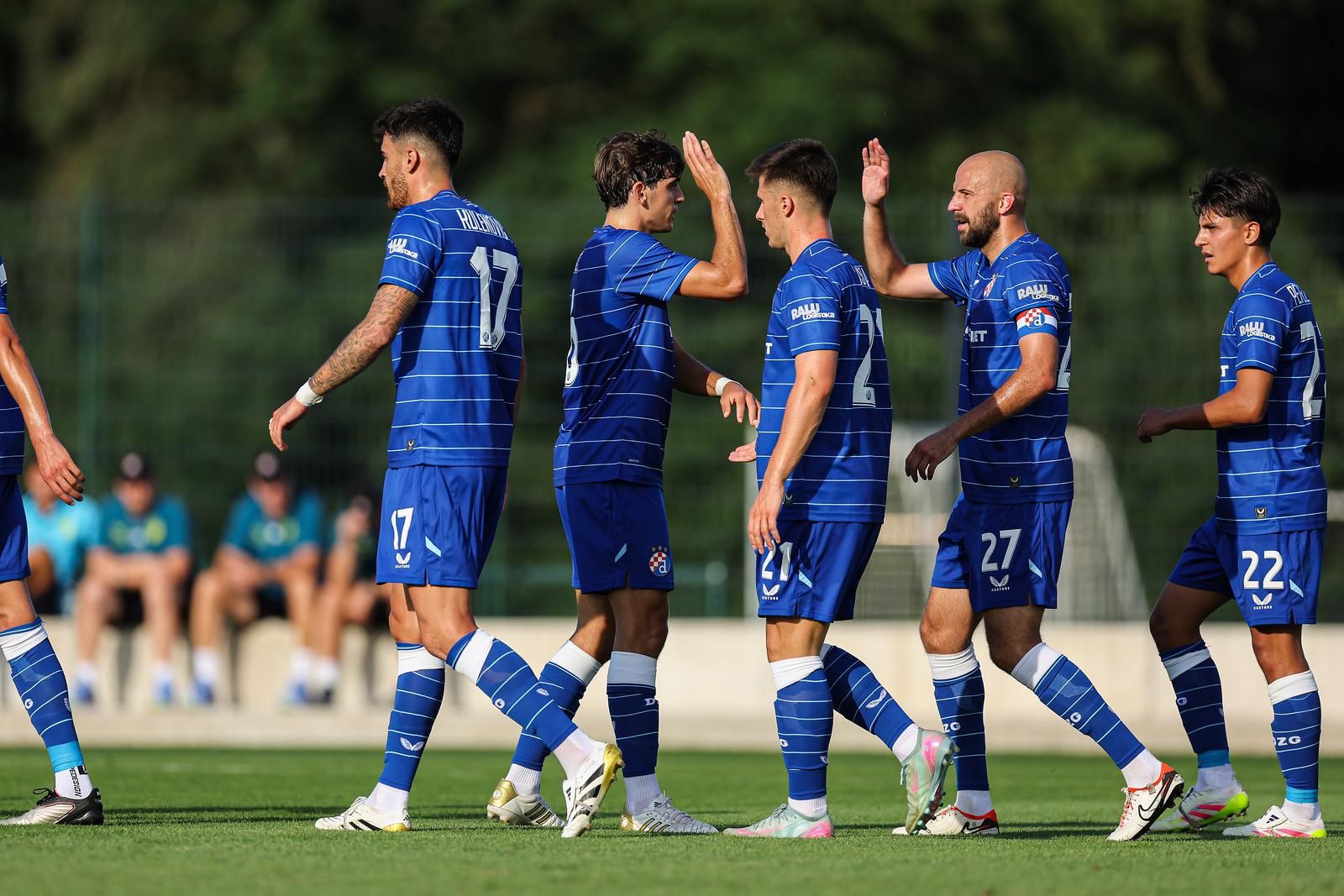 Dinamo je u prvom pripremnoj utakmici protiv Radomlja odigrao 2-2 Photo: Luka Stanzl/PIXSELL