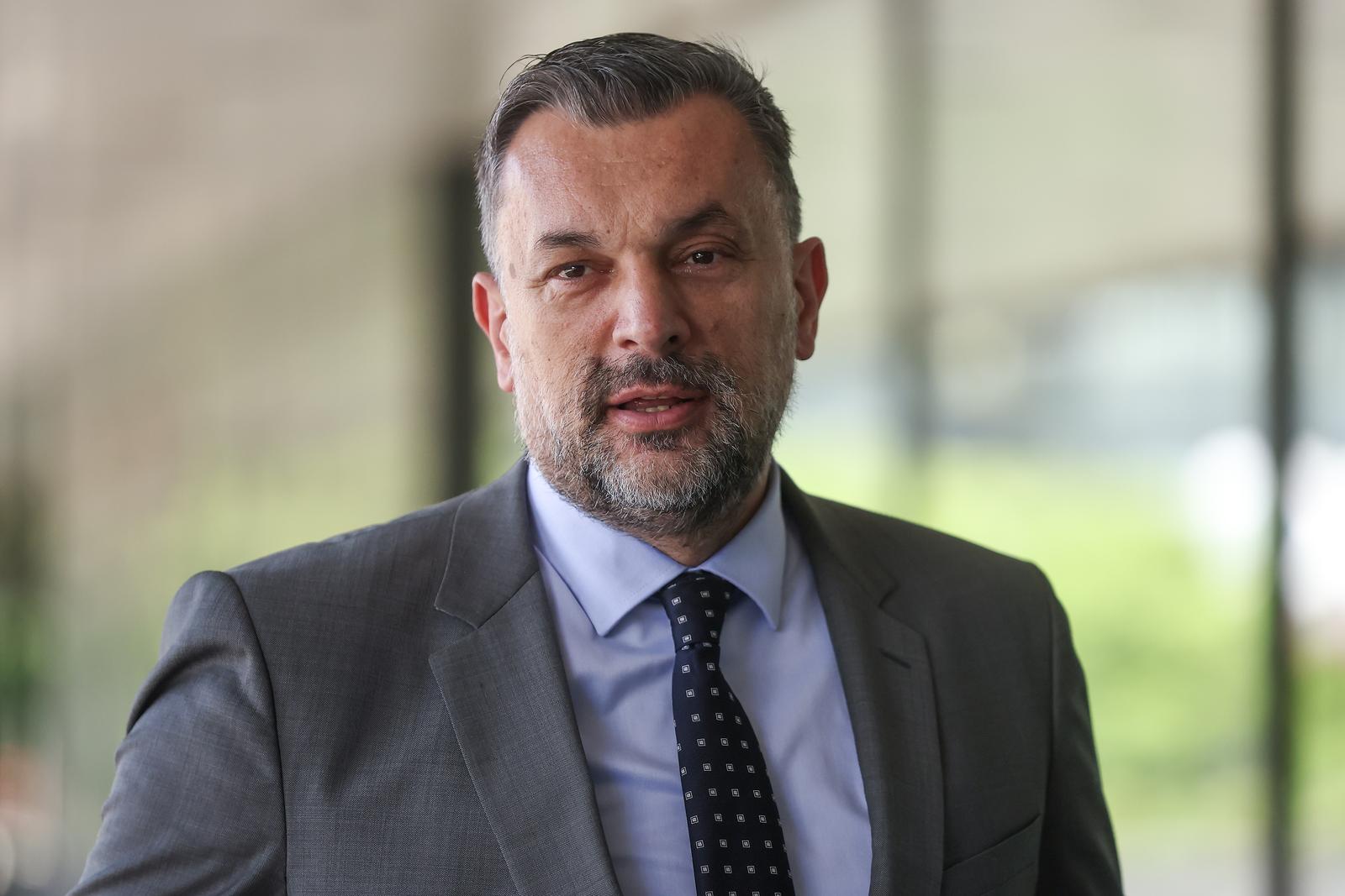 03.06.2025., Sarajevo, Bosna i Hercegovina - Predstavnici stranaka Trojke (SDP, NiP, NS), opozicije iz Republike Srpske (PDP, SDS, Za pravdu i red) i HDZ-a stigli su na zasjedanje Upravnog odbora Vijeca za implementaciju mira (PIC). Photo: Armin Durgut/PIXSELL