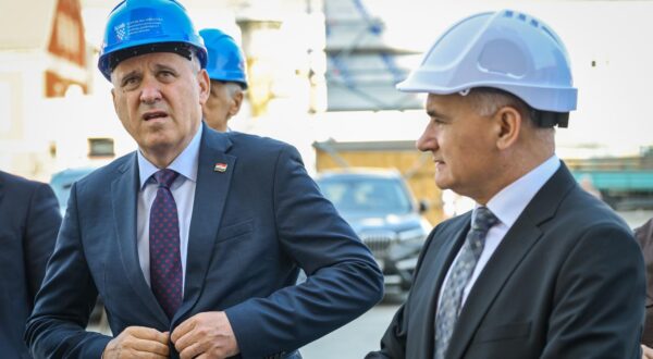 04.06.2025., Zagreb - Predsjednik Vlade Andrej Plenkovic sastao se sa zagrebackim nadbiskupom Drazenom Kutlesom, s kojim je razgovarao o daljnjem tijeku radova na obnovi Zagrebacke katedrale. Uz predsjednika Vlade bili su potpredsjednik Vlade i ministar prostornoga uredenja, graditeljstva i drzavne imovine Branko Bacic i ministrica kulture i medija Nina Obuljen Korzinek. Photo: Neva Zganec/PIXSELL