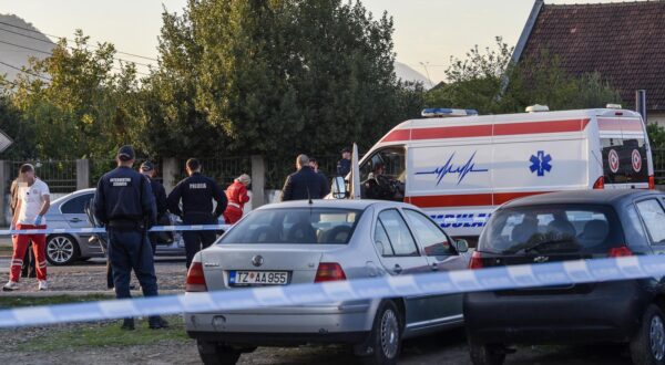 06, November, 2024, Podgorica - Two people were killed in a shooting in Podgorica, on the roundabout towards Niksic, it was confirmed in the official statement of the Police Administration. Photo: R.R./ATAImages

06, novembar, 2024, Podgorica - Dve osobe ubijene su u pucnjavi u Podgorici, na kruznom toku ka Niksicu, potvrdjeno je u zvanicnom saopstenju Uprave policije. Photo: R.R./ATAImages Photo: R.R./ATAImages/PIXSELL