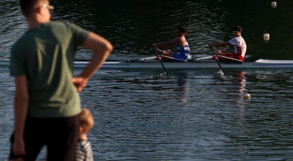 07.06.2025. Zagreb - Lijep suncan dan izmamio je rekreativce na jezero Jarun. Photo: Igor Kralj/PIXSELL