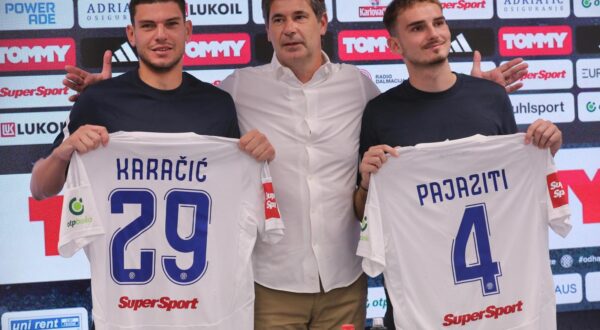 09.07.2025., Split - U novinarskom salonu odrzana konferencija za medije na kojoj je sportski direktor Goran Vucevic predstavio nove Hajdukove igrace Frana Kracica  i Adriona Pajazitija.   Photo: Ivo Cagalj/PIXSELL