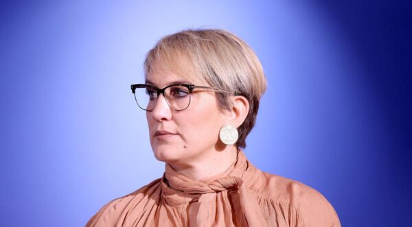 10.02.2025., Zagreb - Na konferenciji za medije Kluba zastupnika SDP-a odrzanoj u Saboru o temi „Trgovacki rat unutar vladajucih“ govorili su Mirela Ahmetovic, Ivana Markovic i Mate Vukusic. Photo: Patrik Macek/PIXSELL