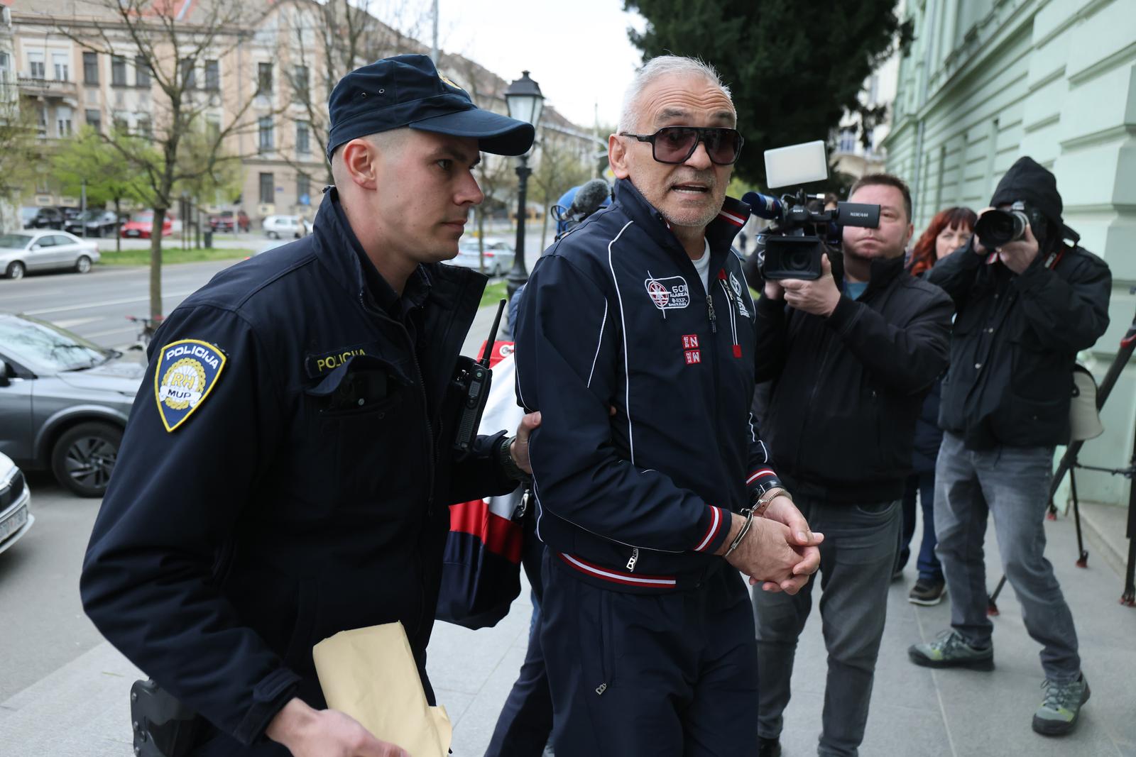 10.04.025., Osijek - Uhiceni sudac Mirko Zivic dolazi na Zupanijski sud. kod itraznog suca optuzbi za zlouporabu polozaja i ovlasti te krivotvorenje u slucaju Elmira Bairamova. Photo: Davor Javorovic/PIXSELL