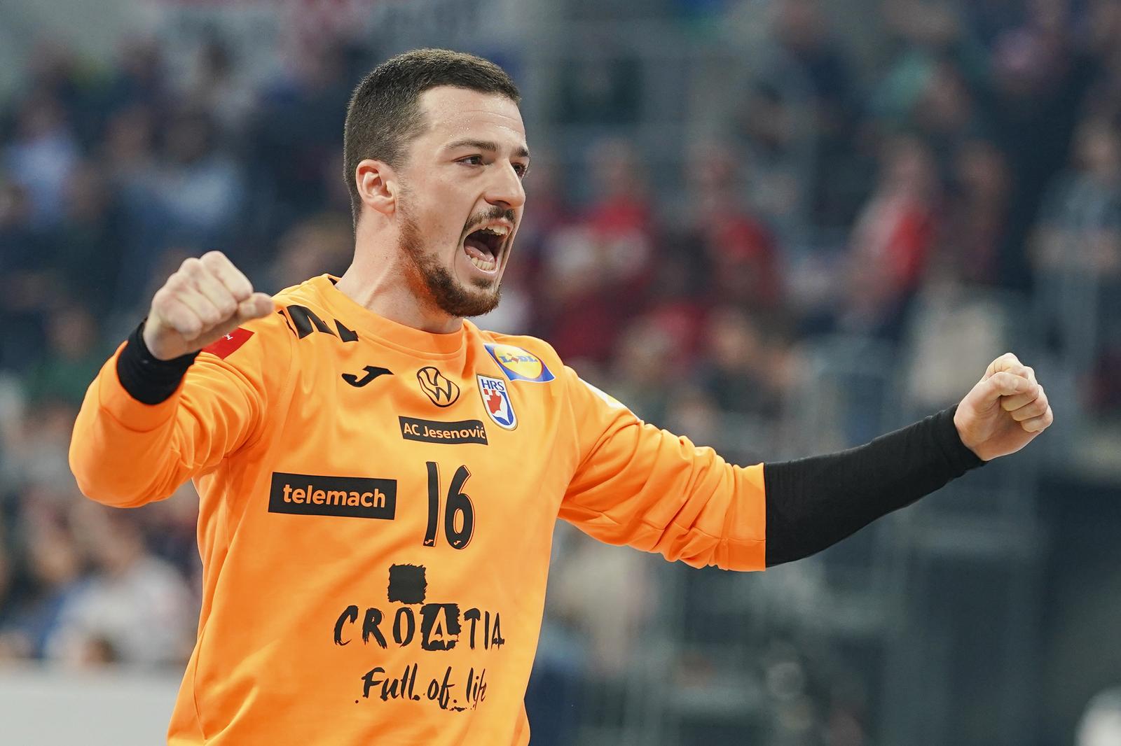 12 January 2024, Baden-Württemberg, Mannheim: Handball: European Championship, Spain - Croatia, preliminary round, Group B, match day 1, SAP Arena. Croatia's goalkeeper Filip Ivic celebrates. Photo: Uwe Anspach/dpa Rrights only for: Croatia, Bosnia, Serbia, Montenegro, Macedonia.  Photo: DPA/PIXSELL/PIXSELL