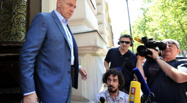 10.05.2012., Zagreb - Hrvoje Petrac, nakon sto je odsluzio kaznu za otmicu Zagorceva sina, izasao je iz zatvora te je prekrsio uvjetnu kaznu zbog napustanja drzave vise puta. Zbog krsenja uvjetne kazne prijeti mu kazna zatvorom. Danas je imao rociste o odluci o mogucem pritvaranju zbog krsenja uvjetne kazne. rPhoto: Marko Lukunic/PIXSELL