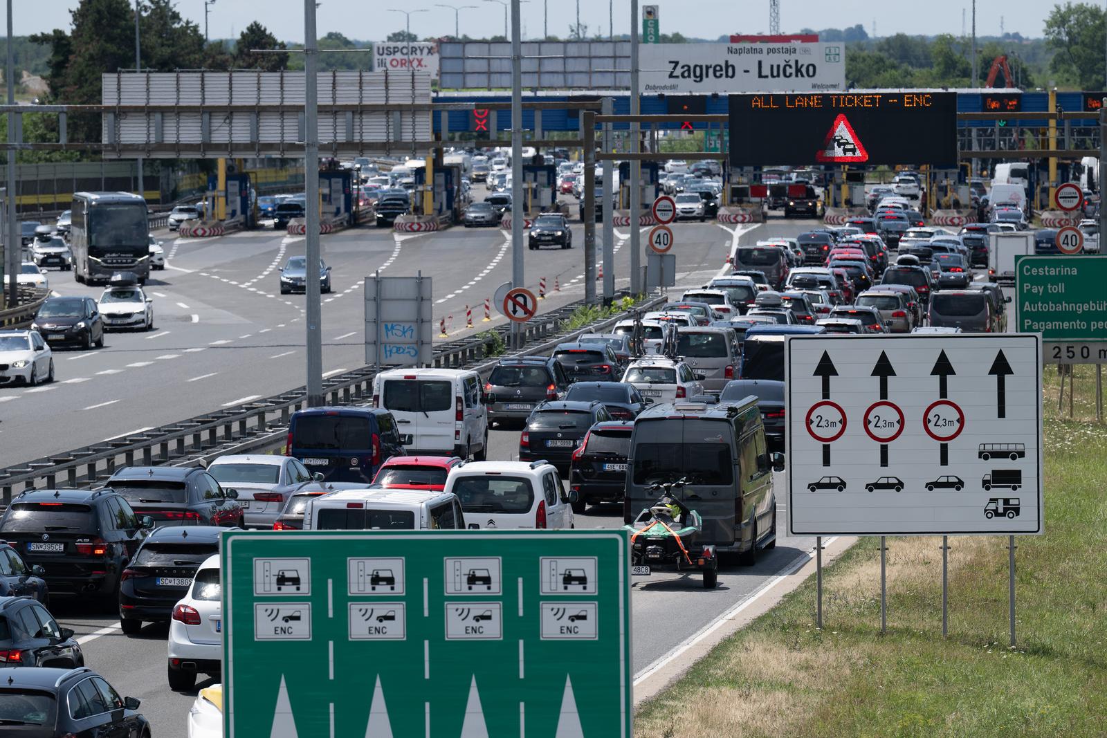 12.07.2025., Zagreb - Pojacan promet u smjeru prema moru ispred NP Lucko.

 Photo: Davor Puklavec/PIXSELL