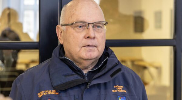 14.03.2025., Pula -
Nakon zavrsene  41. sjednice Stozera civilne zastite Istarske zupanije koje odrzana u IDA-a.
Dino kozlevac doa je izjavu za medije.
 Photo: Srecko Niketic/PIXSELL