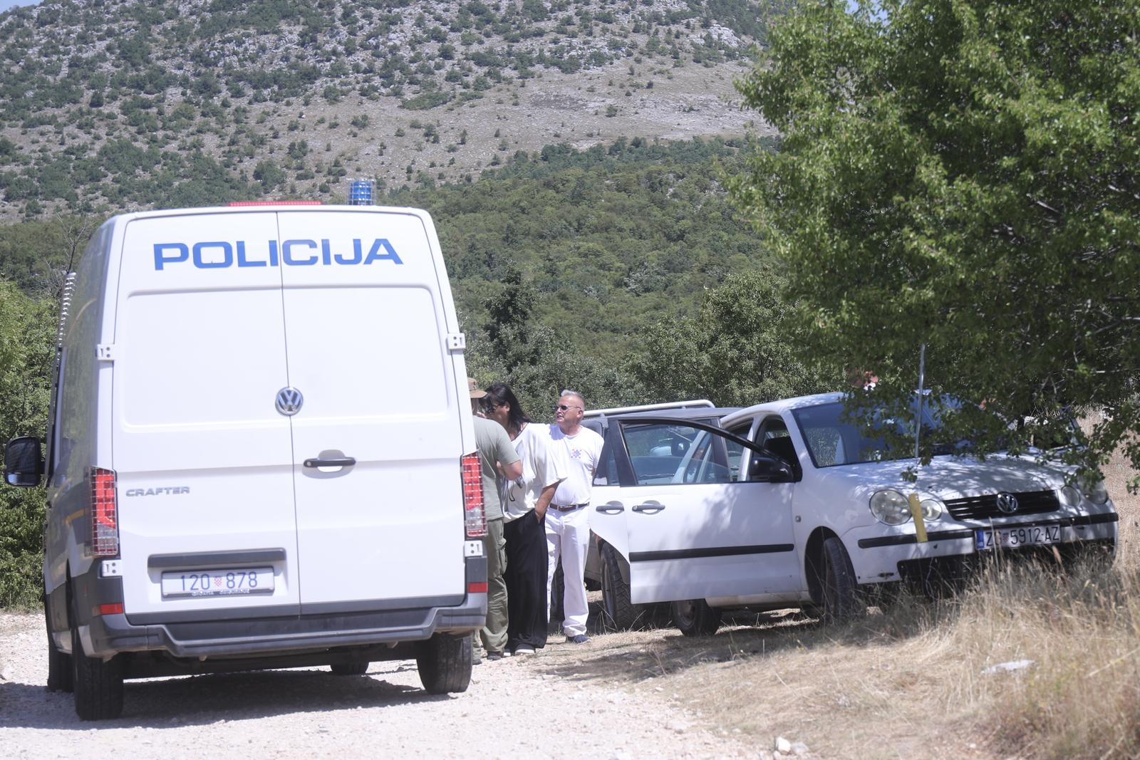 21.07.2025. Vrlika - počinje cijepljenje stoke zbog bedrenice  Photo: Ivo Cagalj/PIXSELL