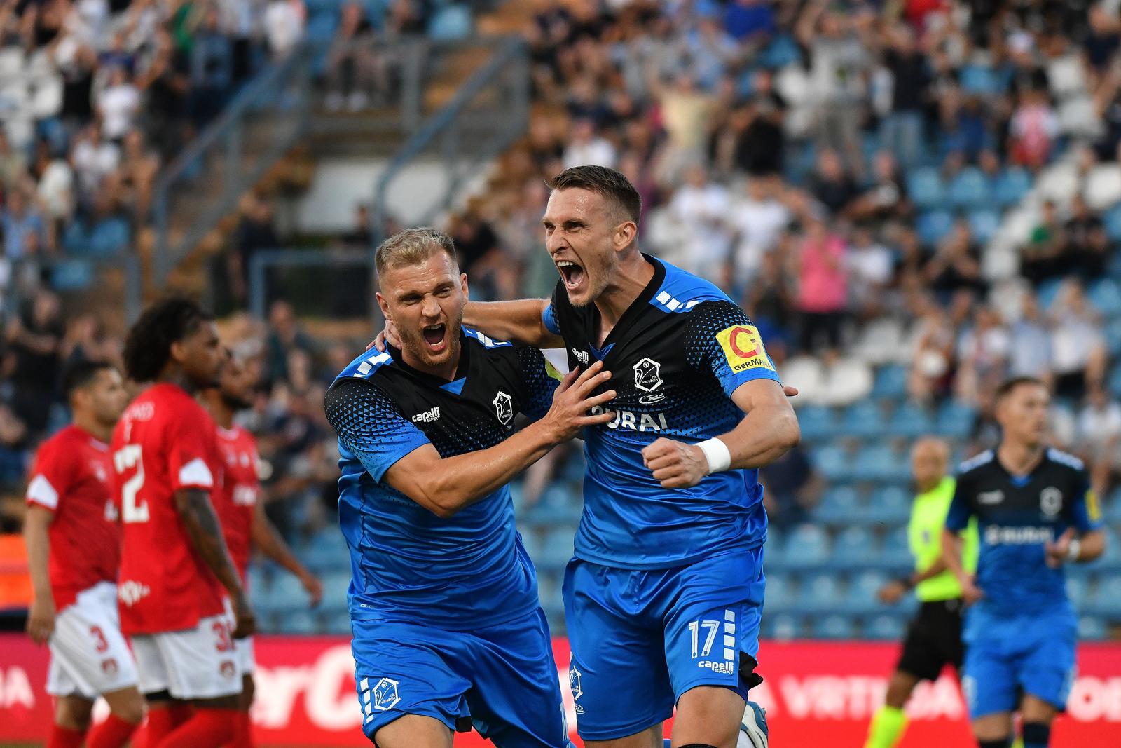 24.07.2025., Varazdin - Prva utakmica drugog kola kvalifikacija za ulazak u UEFA Konferencijsku ligu, NK Varazdin - Santa Clara. Ivan Mamut, Petar Bockaj Photo: Vjeran Zganec Rogulja/PIXSELL