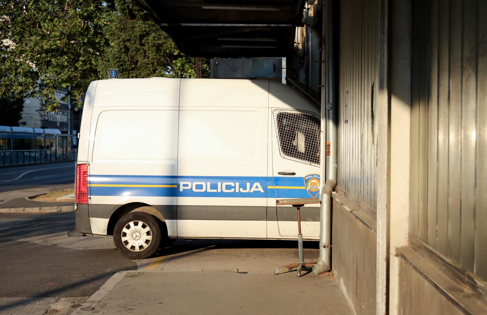 25.06.2025., Zagreb - Dovodjenje uhicenih u korupcijskoj aferi u zdravstvu u prostorije USKOK-a. Photo: Emica Elvedji/PIXSELL