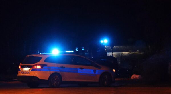 27.04.2021., Knin - Na zupanijskoj cesti Oklaj-Vrbnik dvije osobe su smrtno stradale u prometnoj nesreci u kojoj su sudjelovala dva osobna automobila. Photo: Dusko Jaramaz/PIXSELL