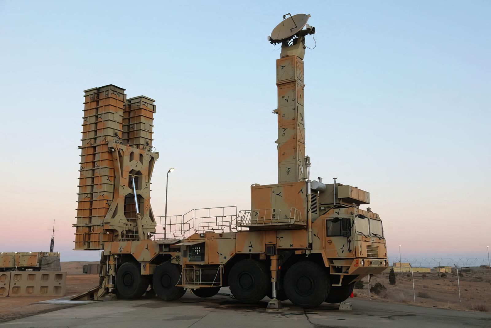 Iran showcased its military capabilities through a high-profile drill, featuring both the Russian S-300 and its domestically produced Bavar-373 air defense systems. This demonstration served as a pointed message to Israel, signaling Tehran’s ability to secure its airspace despite the October Israeli airstrikes that, according to Israeli officials, inflicted significant damage on Iran’s defensive infrastructure.The exercise’s timing was deliberate, occurring just one day after Israeli Prime Minister Benjamin Netanyahu met with U.S. President Donald Trump to discuss Tehran’s nuclear ambitions and regional influence. Both leaders reaffirmed their hardline stance, vowing to prevent Iran from obtaining nuclear weapons. President Trump reinforced his “maximum pressure” strategy, focusing on crippling Iran’s economy by targeting its oil exports.Iran, February 05, 2025, Photo by SalamPix/ABACAPRESS.COM Photo: Iran air defense systems