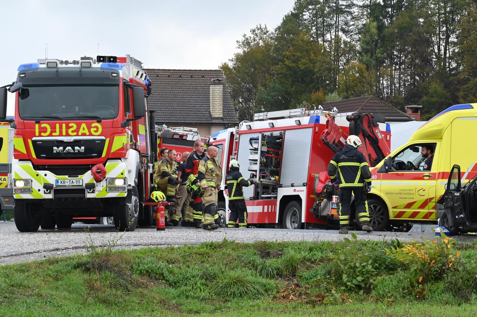 28.10.2023., Jeprca, Slovenija - Na cesti izmedju Kranja i Medovda na raskrizju za Goricane kod mjesta Jeprca dogodila se prometna nesreca.  Photo: Ziga Zivulovic jr./PIXSELL/F.A. BOBO