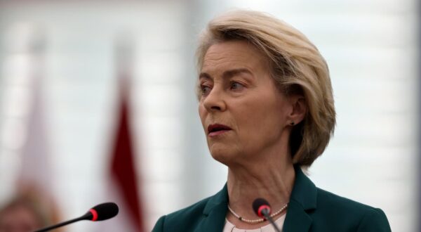 08 July 2025, France, Straßburg: Continued plenary session of the European Parliament, the President of the European Commission, Ursula von der Leyen, takes part in the meeting. Photo: Philipp von Ditfurth/dpa Photo: Philipp von Ditfurth/DPA