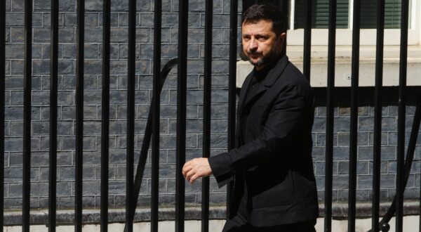 Ukrainian President Volodymyr Zelensky arrives in Downing Street, London, ahead of a bilateral meeting with Prime Minister Sir Keir Starmer. Picture date: Monday June 23, 2025. Photo: Jeff Moore/PRESS ASSOCIATION