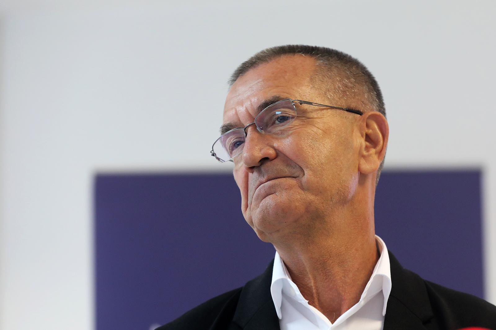 30.09.2024., Zagreb - Ravnatelj Nacionalnog centra za vanjsko vrednovanje obrazvanja Vinko Filipovic odrzao je konferenciju za medije na temu promjene u drzavnoj maturi u skolskoj godini 2024./2025. Photo: Zeljko Hladika/PIXSELL