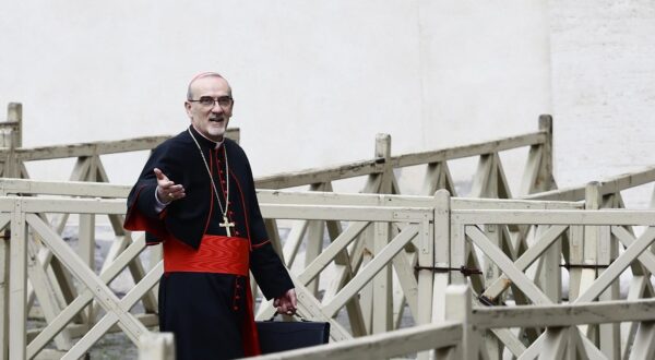 Eminenza Pierbattista Pizzaballa esce dal cancello del Petriano alla Congregazione dei Cardinali Città del Vaticano Italia  Lunedì 5 Maggio 2025 - Cronaca - (foto di Cecilia Fabiano/ LaPresse)   Eminence Pierbattista Pizzaballa  Cardinals Congregation  Italy  Monday , May 5, 2025 - News - (photo by Cecilia Fabiano/LaPresse)   (Photo by Cecilia Fabiano/LaPresse/Sipa USA) Photo: LaPresse/SIPA USA