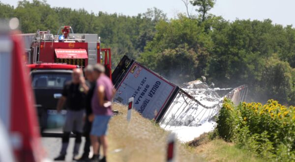 02.07.2025., Zagreb - U prometnoj nesreci na cesti D-46 izmedju naselja Orolik i Banovci sudjelovala su dva teretna vozila pri cemu je jedna osoba poginula. Photo: David Jerkovic/PIXSELL