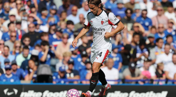 Luka Modric of AC Milan is in action during the VisitMalta weekender soccer match between Chelsea FC and AC Milan, at Stamford Bridge, London, United Kingdom on 10 August 2025. VisitMalta Weekender - Chelsea FC v AC Milan