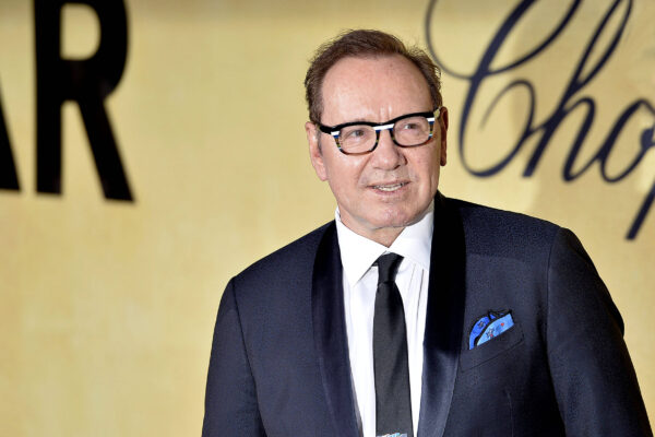 Kevin Spacey bei der Amfar Gala am 22.05.2025 im Rahmen vom 78. Film Festival in Cannes Cannes Film Festival 2025 - Amfar Gala *** Kevin Spacey at the Amfar Gala on 22 05 2025 as part of the 78 Film Festival in Cannes Cannes Film Festival 2025 Amfar Gala