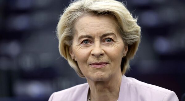 epa12225995 European Commission President Ursula von der Leyen attends the conclusions of the European Council meeting of 26 June 2025, during a session of the European Parliament in Strasbourg, France, 09 July 2025.  EPA/GUILLAUME HORCAJUELO