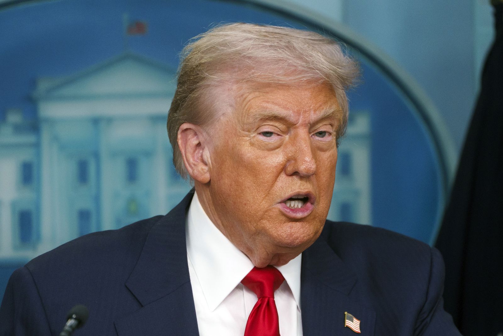 epa12293967 US President Donald Trump addresses the media in the James S. Brady Press Briefing Room of the White House, Washington, DC, USA, 11 August 2025. President Trump is due to announce the deployment of the National Guard in Washington DC as part of a crime reduction strategy.  EPA/WILL OLIVER / POOL