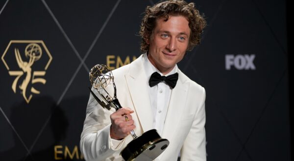 Jeremy Allen White, winner of the award for outstanding lead actor in a comedy series for "The Bear," poses in the press room during the 75th Primetime Emmy Awards on Monday, Jan. 15, 2024, at the Peacock Theater in Los Angeles. (AP Photo/Ashley Landis) 75th Primetime Emmy Awards - Press Room